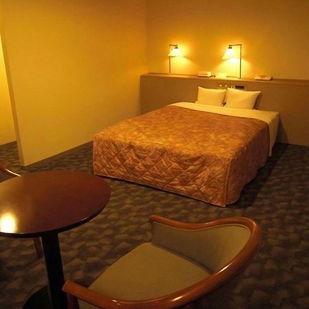 Main Hotel Miyakonojō Екстериор снимка