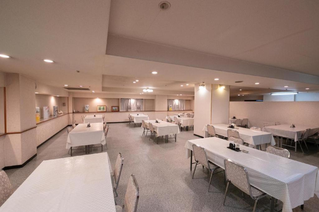Main Hotel Miyakonojō Екстериор снимка