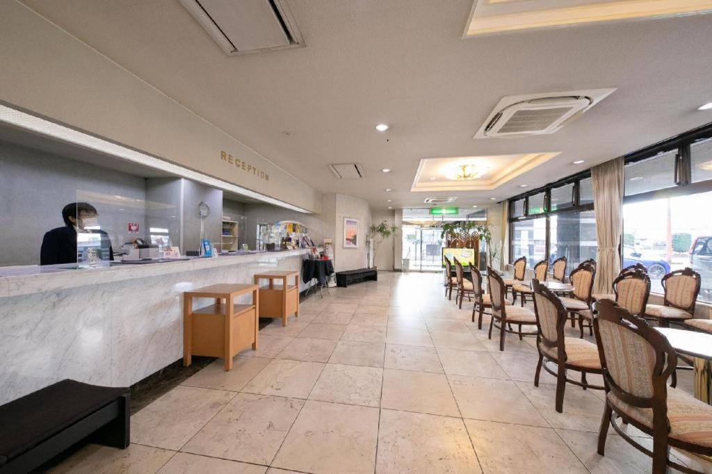 Main Hotel Miyakonojō Екстериор снимка