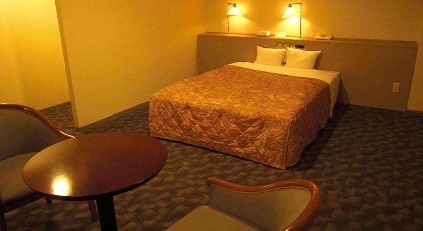 Main Hotel Miyakonojō Екстериор снимка